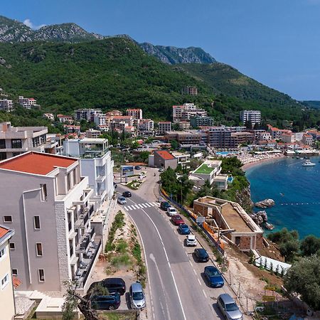 Niki Apartments Przno Sveti Stefan Exteriör bild