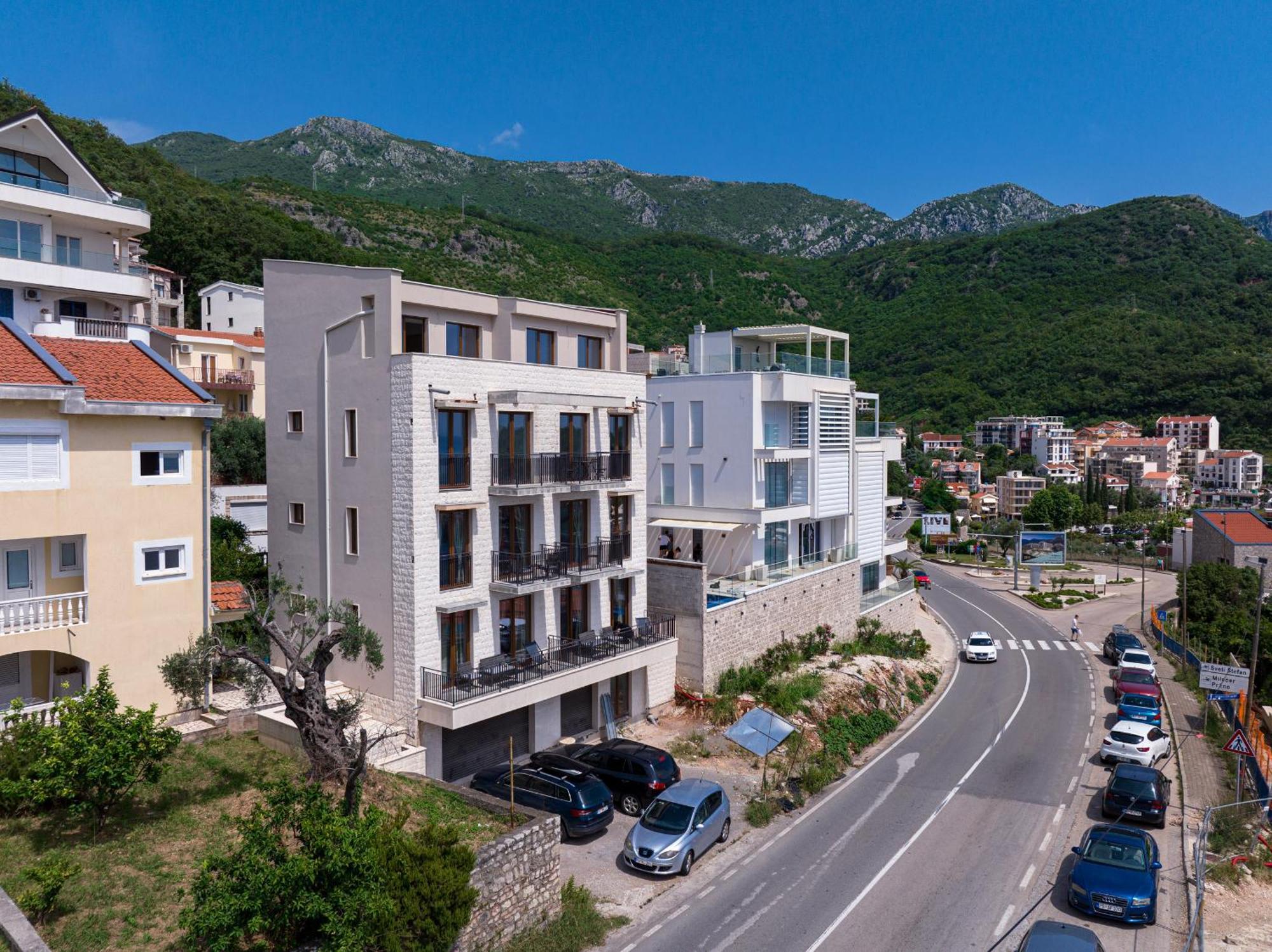 Niki Apartments Przno Sveti Stefan Exteriör bild