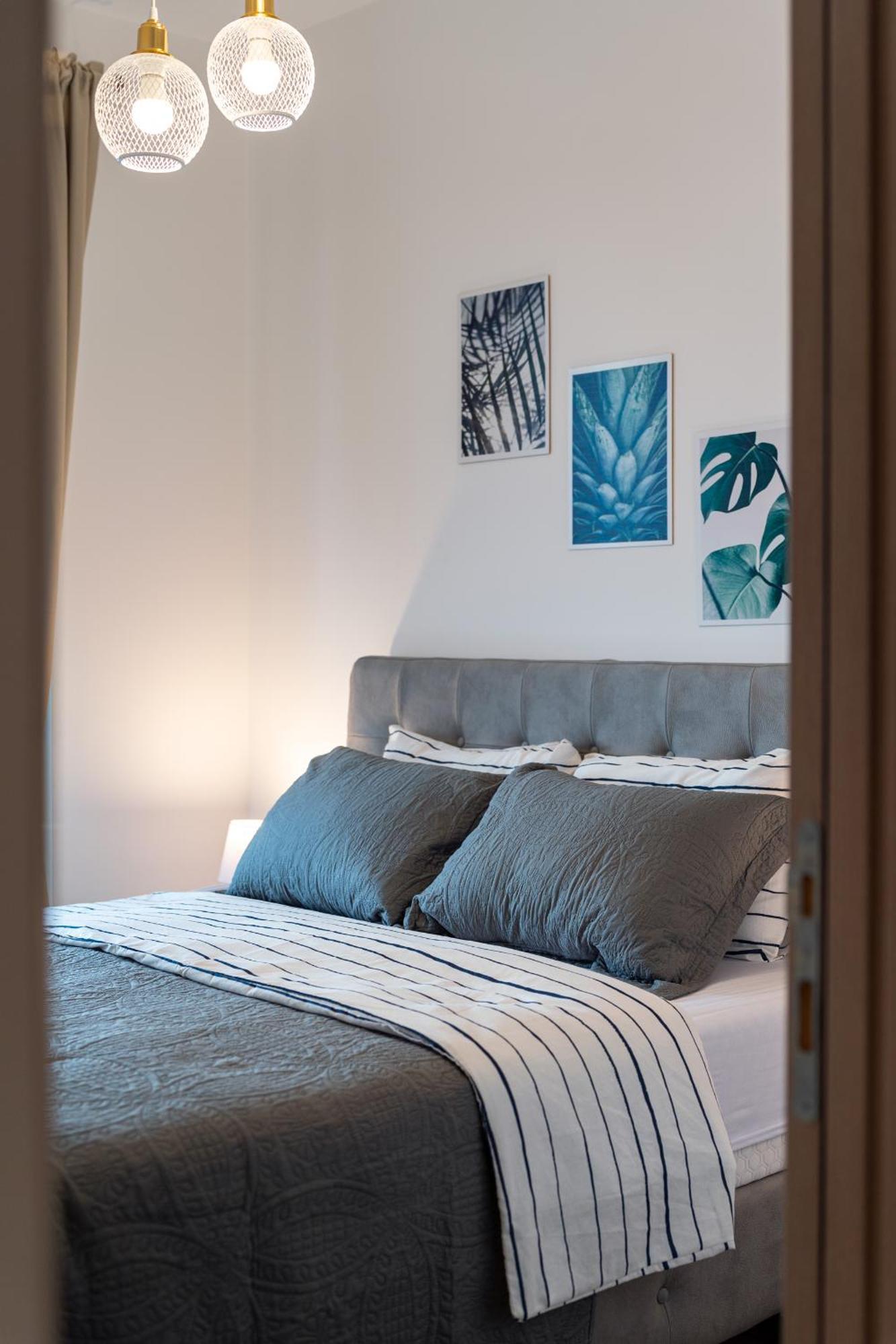 Niki Apartments Przno Sveti Stefan Exteriör bild