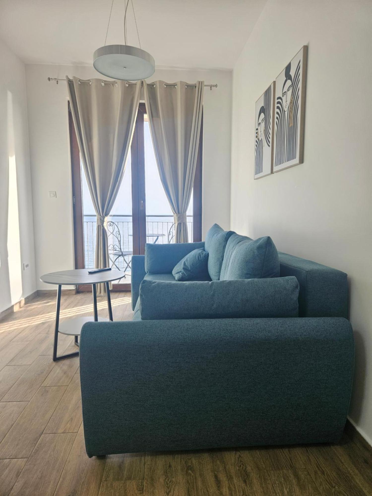 Niki Apartments Przno Sveti Stefan Exteriör bild